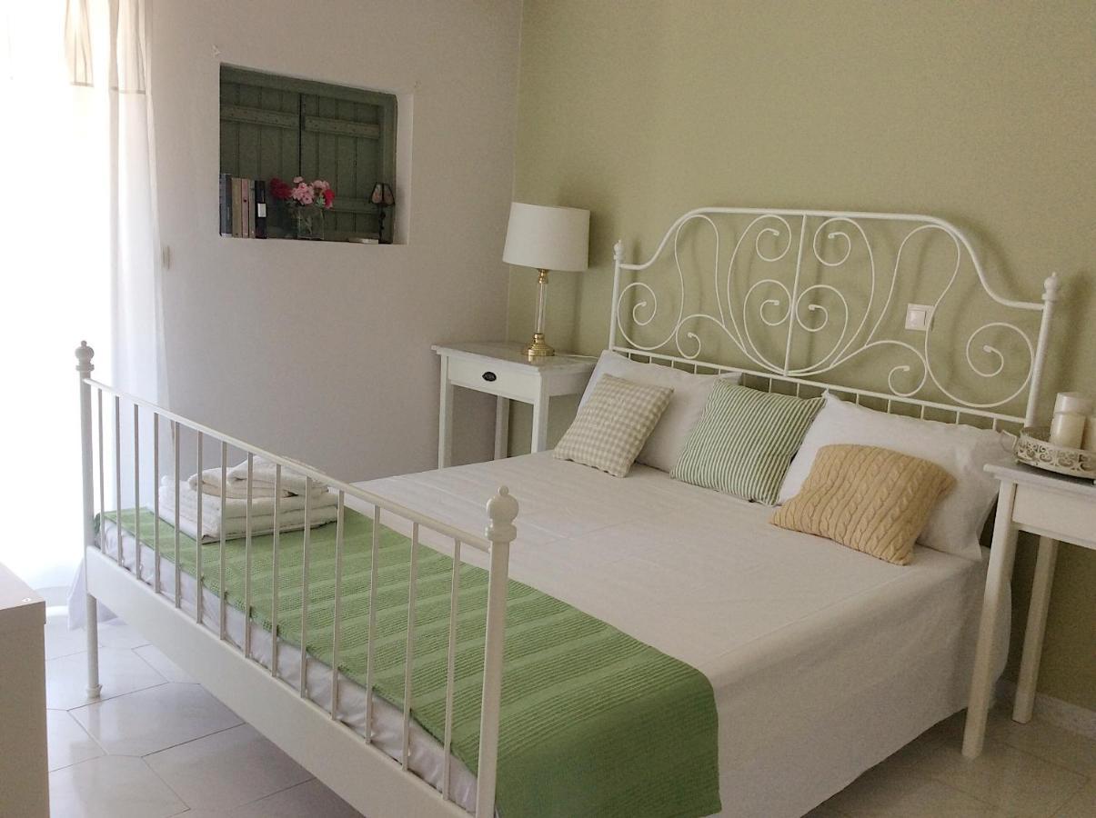 Kefalonia Apartments - Marias Studios - 2 Bedroom Apartment In Orchard, Spartia Esterno foto